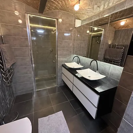 Apartman B&m Mini Jecuzzi Lovers Self Check-in *