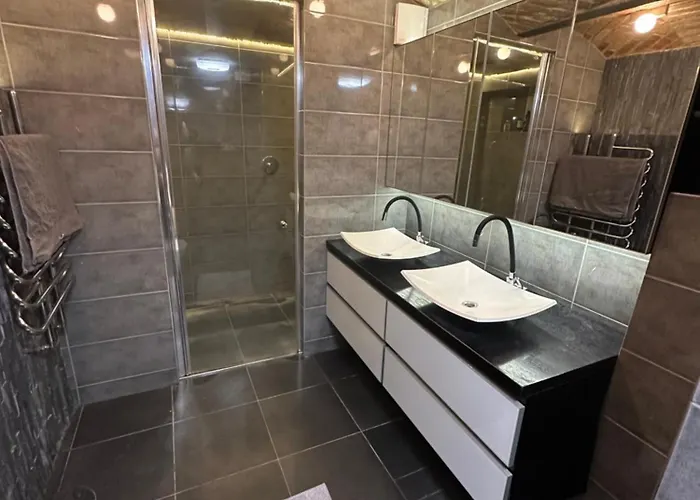 Apartment B&m Mini Jecuzzi Lovers Self Check-in *